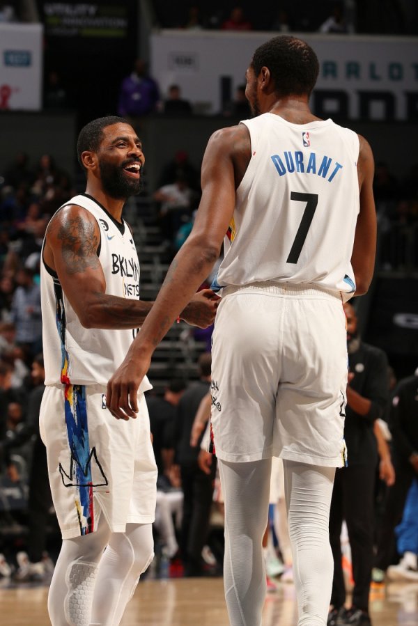 KD: Điều gì đã xảy ra giữa Irv
