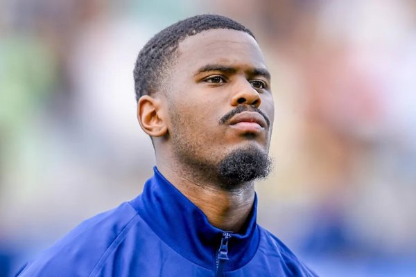 Chelsea yêu cầu một thiên tài 